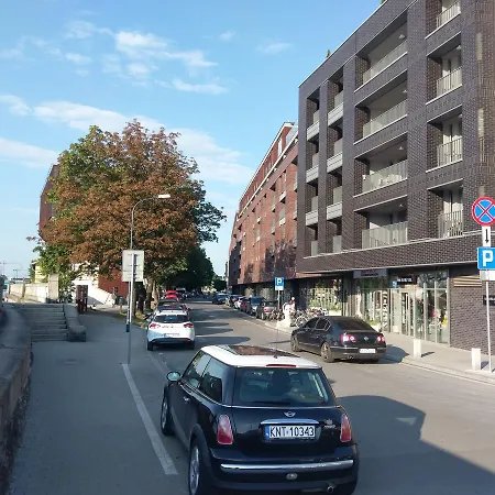Przytulny Apartament Z Klimatyzacja Appartement *